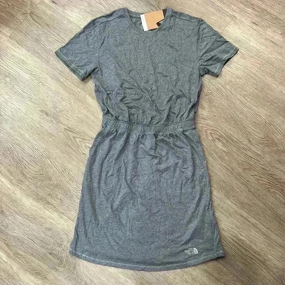 The North Face Dresses & Skirts - The North Face Women’s Short Sleeve Dress, Small